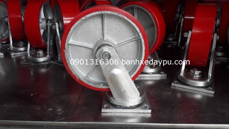 Bánh xe pu xoay 150 có nắp bánh xe hàn quốc