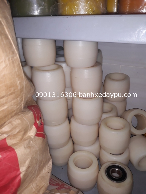 Bánh Xe Nylon 60x70mm Bạc đạn 6204